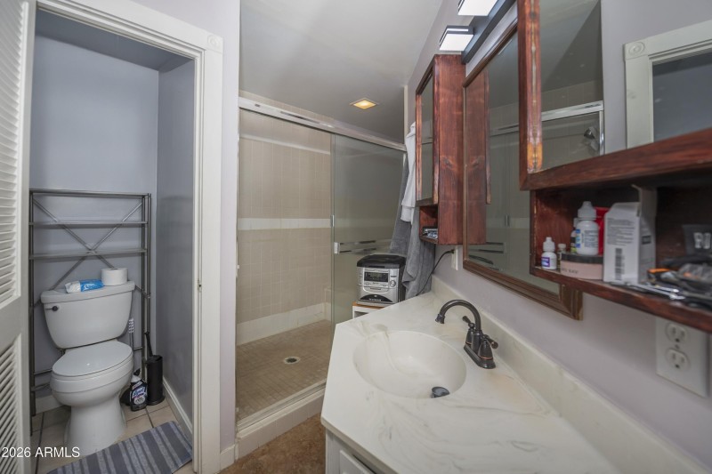 023_Master #1 Bathroom