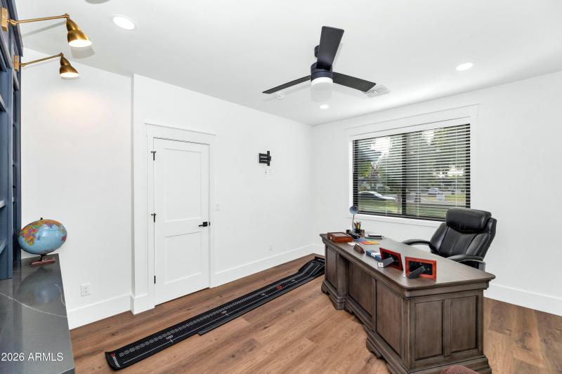 5714 E Lafayette Blvd-print-035-076-TOD4