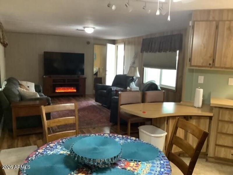 raindance living and eat in area