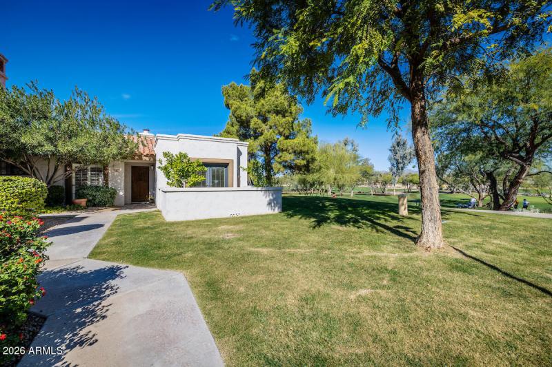 6349_N_78th_St_103_01