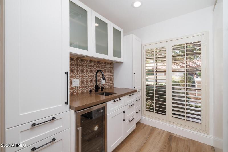 6349_N_78th_St_103_13