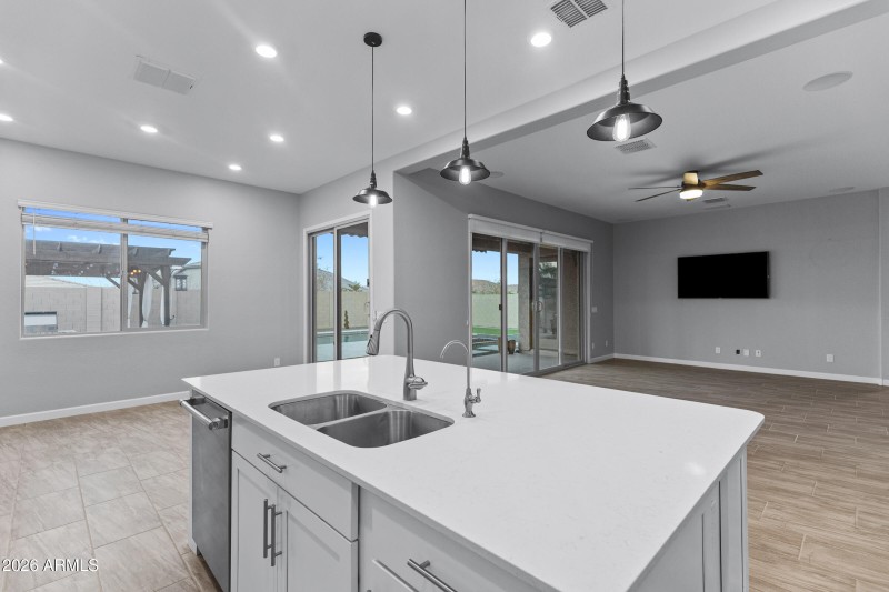 21654 Via de Arboles-14