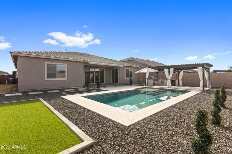 21654 Via de Arboles-36