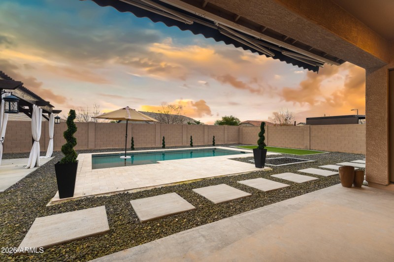 21654 Via de Arboles-64