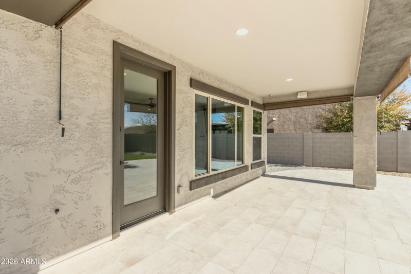 18af6f604fbf068efb7c77df521804f9