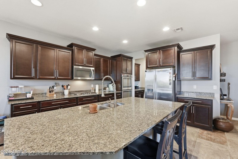 8008 S 42nd Ln Kitchen