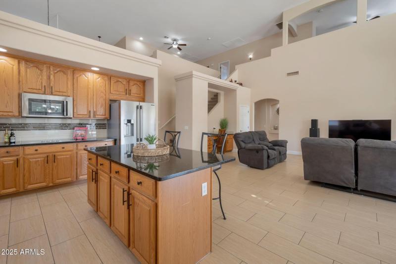 LARGE KITCHEN ISLAND
