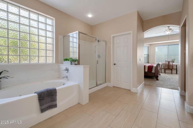 GORGEOUS PRIMARY BATH