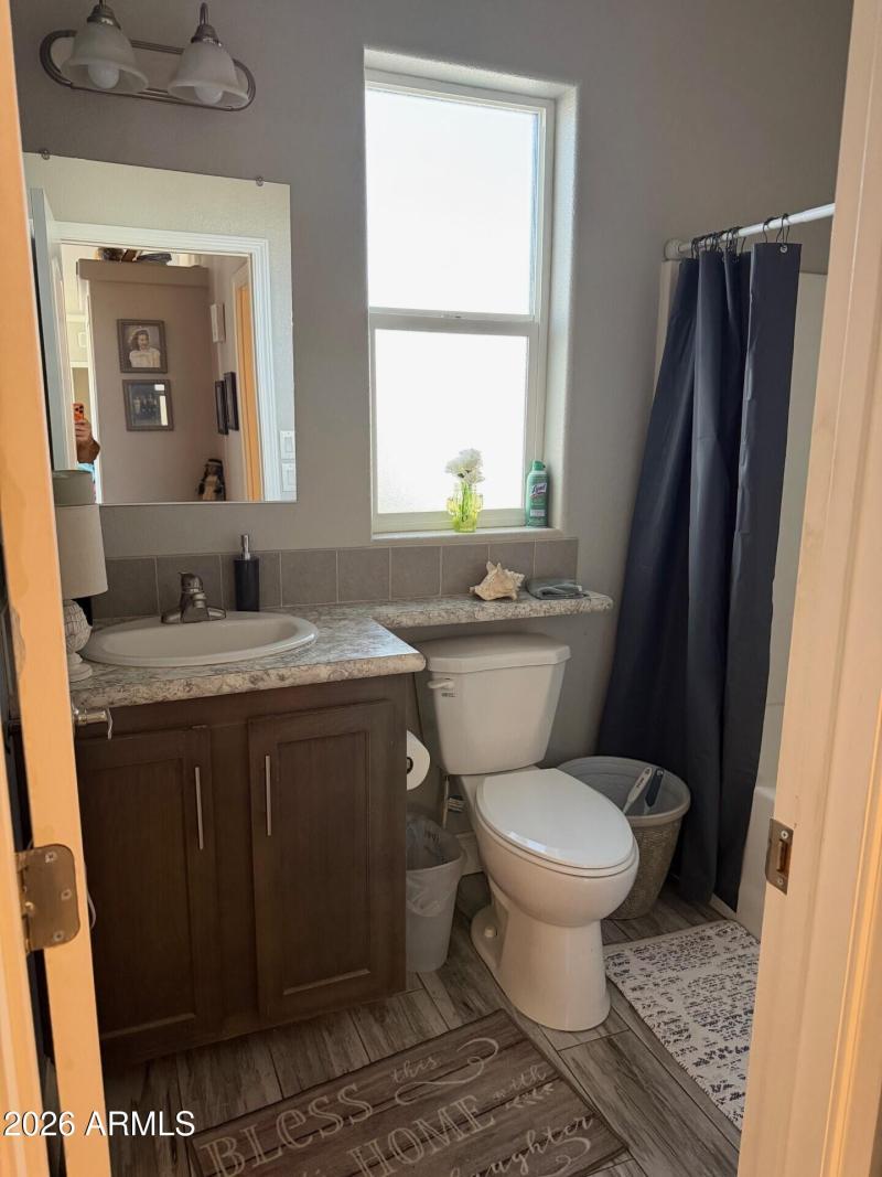 Smolenski GuestBathroom