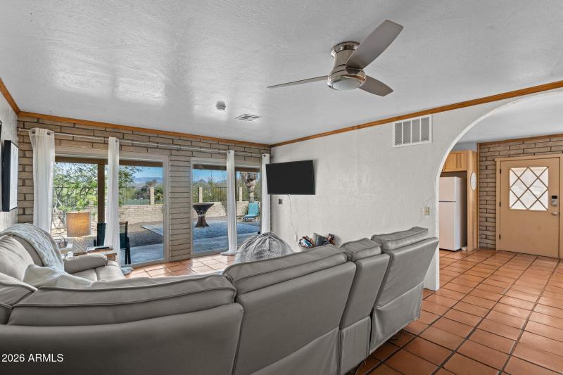 21-web-or-mls-DSC04237