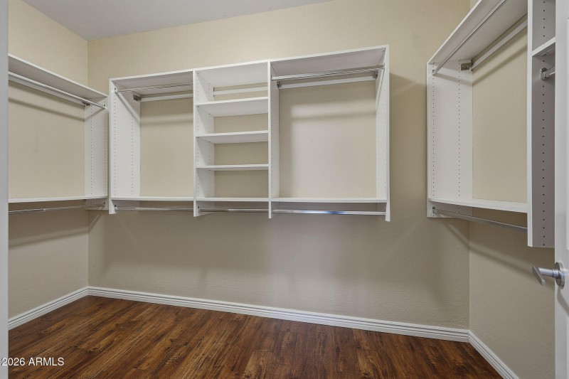 ROOMY WALK-IN CLOSET
