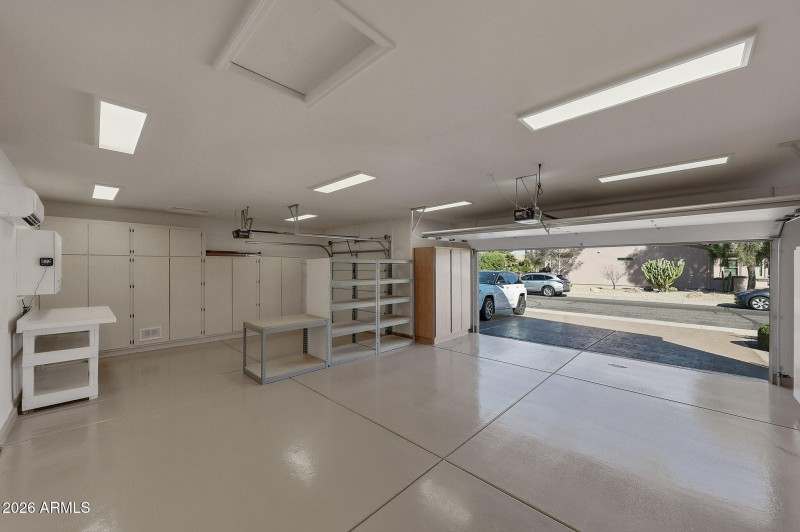 3-BAY GARAGE