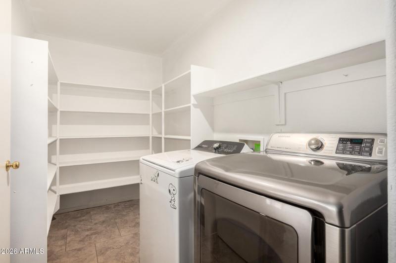 Pantry / Laundry