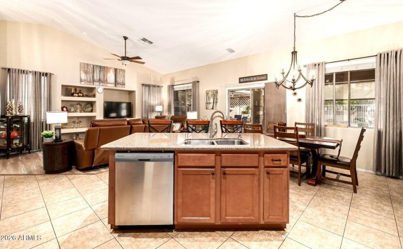 Kitchen Island Breakfast Bar