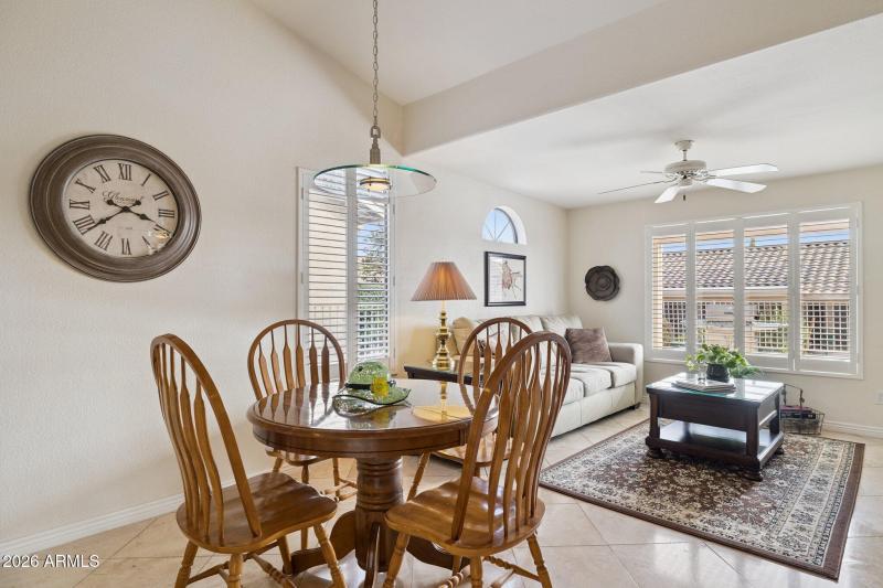 11-web-or-mls-8381-e-golden-cholla-dr