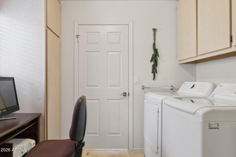 27-web-or-mls-8381-e-golden-cholla-dr