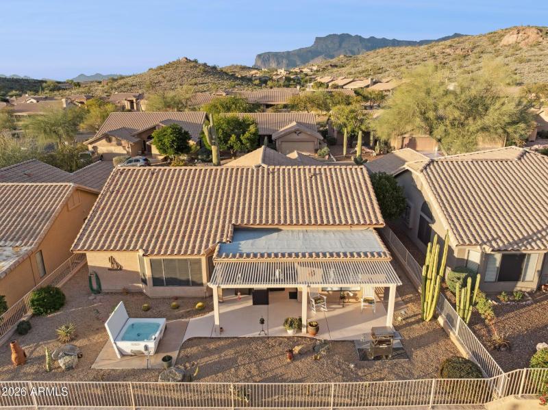 42-web-or-mls-8381-e-golden-cholla-dr