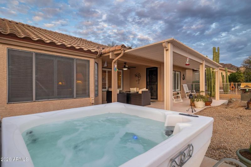 60-web-or-mls-8381-e-golden-cholla-dr