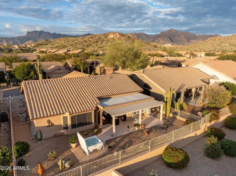 72-web-or-mls-8381-e-golden-cholla-dr