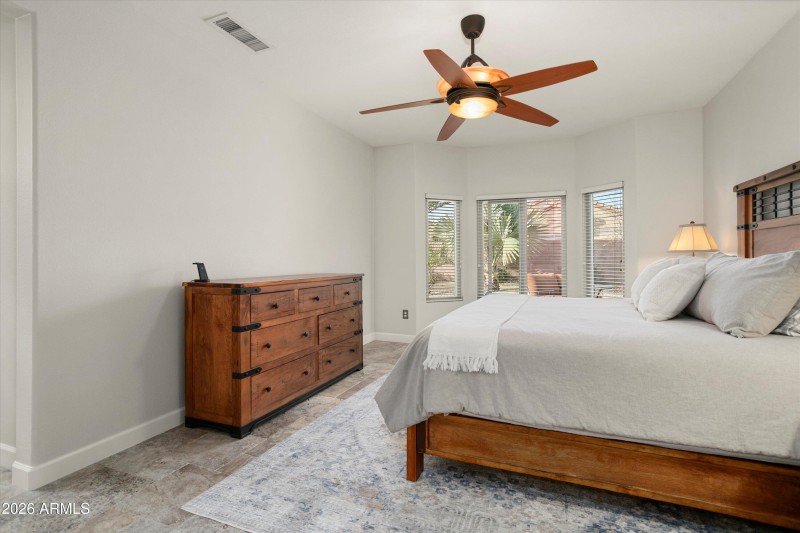 24-15736 W Goldenrod Dr