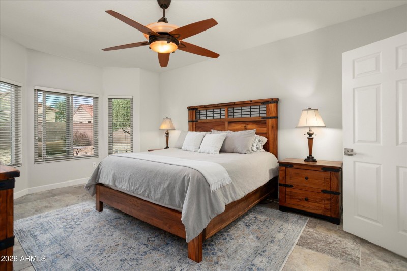 25-15736 W Goldenrod Dr