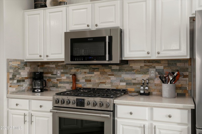 17-15736 W Goldenrod Dr