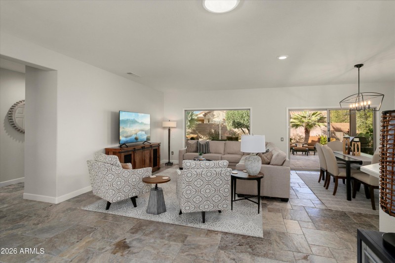 06-15736 W Goldenrod Dr