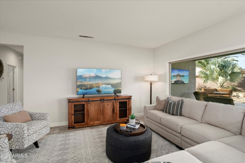 07-15736 W Goldenrod Dr