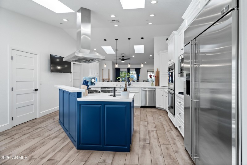 Cooking island with sink