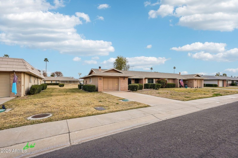 2-web-or-mls-W Sandstone Dr-S2401-002