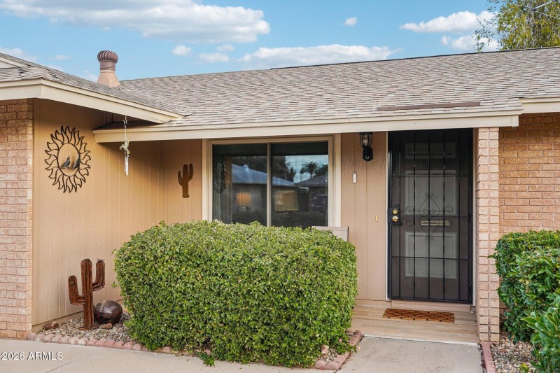 7-web-or-mls-W Sandstone Dr-S2401-007