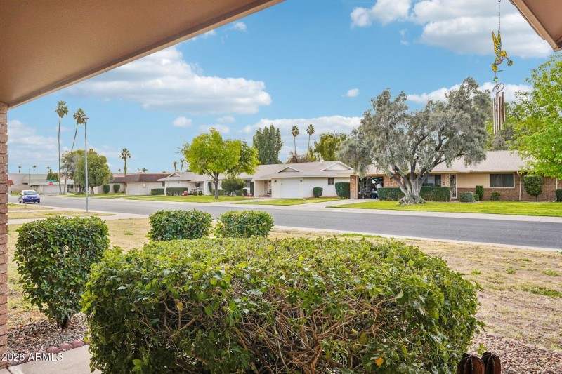 8-web-or-mls-W Sandstone Dr-S2401-008