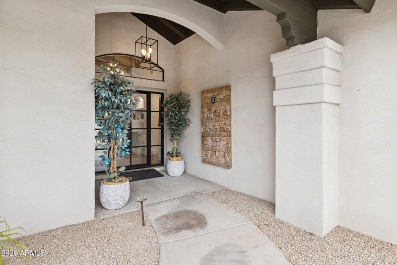 5-web-or-mls-10636-e-desert-cove-ave