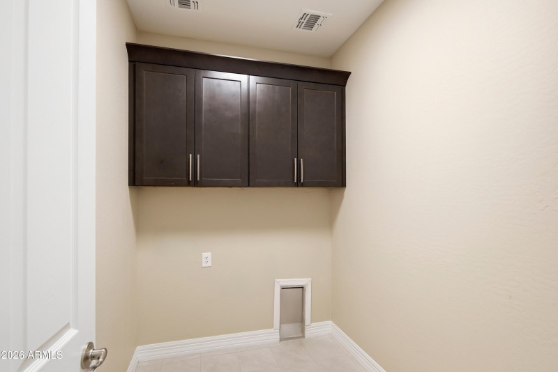 Acacia Foothills-vacant-07