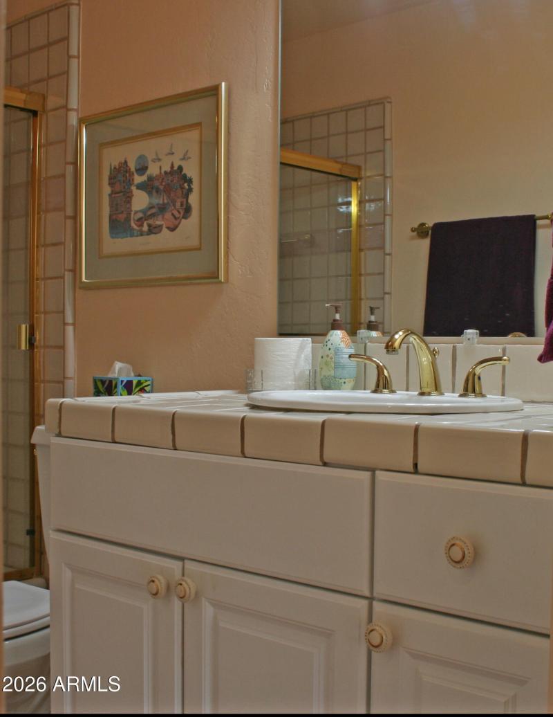 25 hall bath vanity