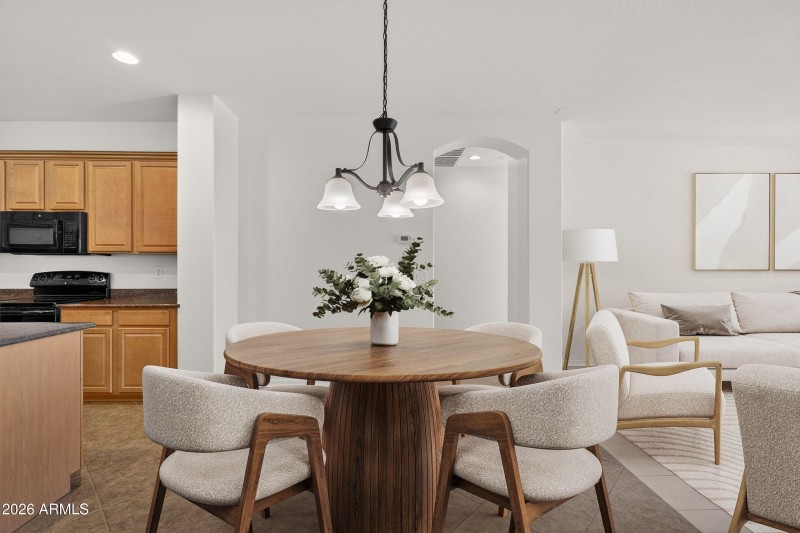 008_dining_room_2_391