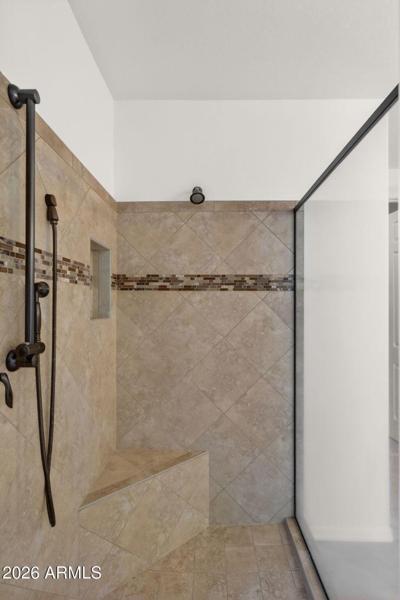 018_28-web-or-mls-dsc00414_866