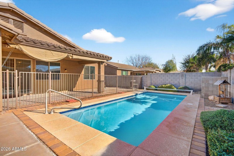 030_40-web-or-mls-dsc00369_713