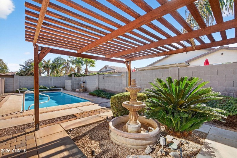 031_41-web-or-mls-dsc00383_844