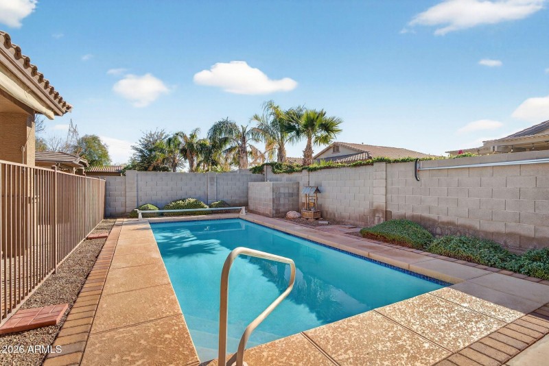 033_43-web-or-mls-dsc00373_613