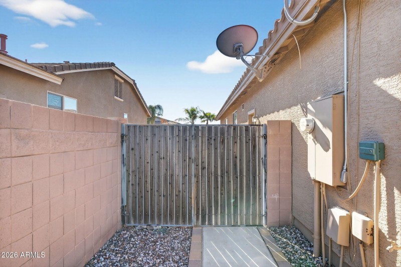 040_45-web-or-mls-dsc00403_801