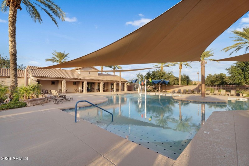 047_71-web-or-mls-dsc04704_425