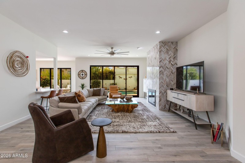 Living Room with Fireplace
