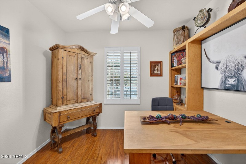 31-web-or-mls-40- E Neville Ave