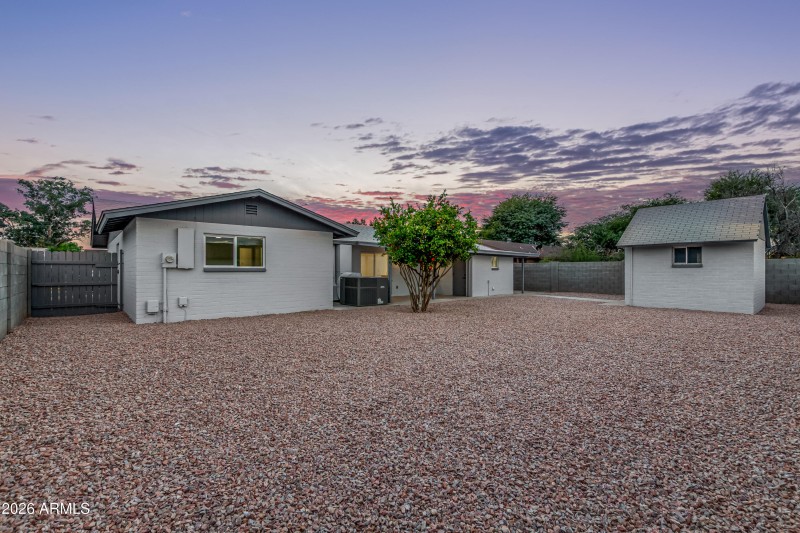 ac4abda256e74e2e58323228d77f789d