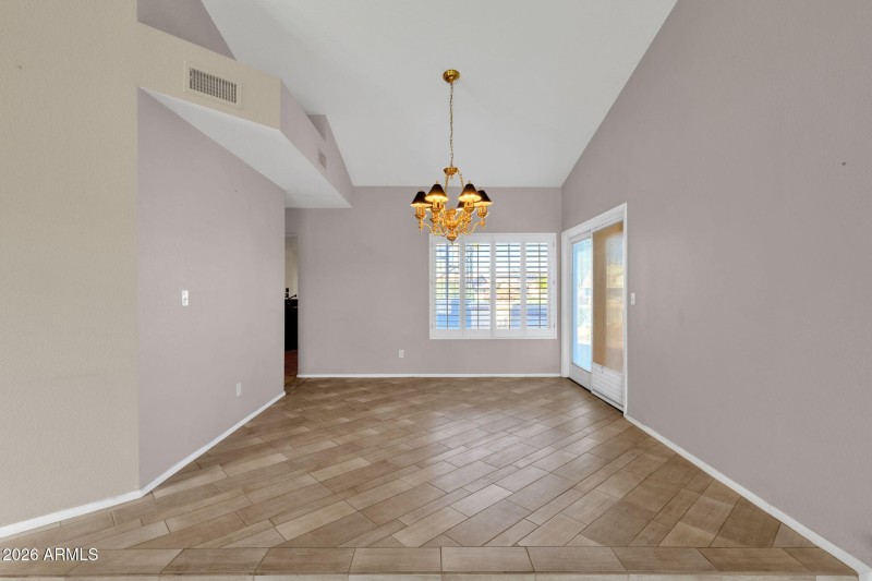 11-web-or-mls-3224-n-109th-ave