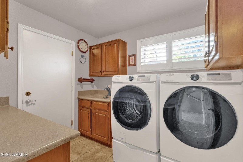 12-web-or-mls-3224-n-109th-ave