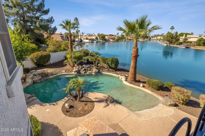 42-web-or-mls-3224-n-109th-ave