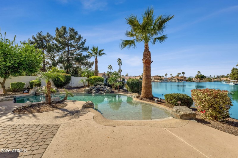 55-web-or-mls-3224-n-109th-ave