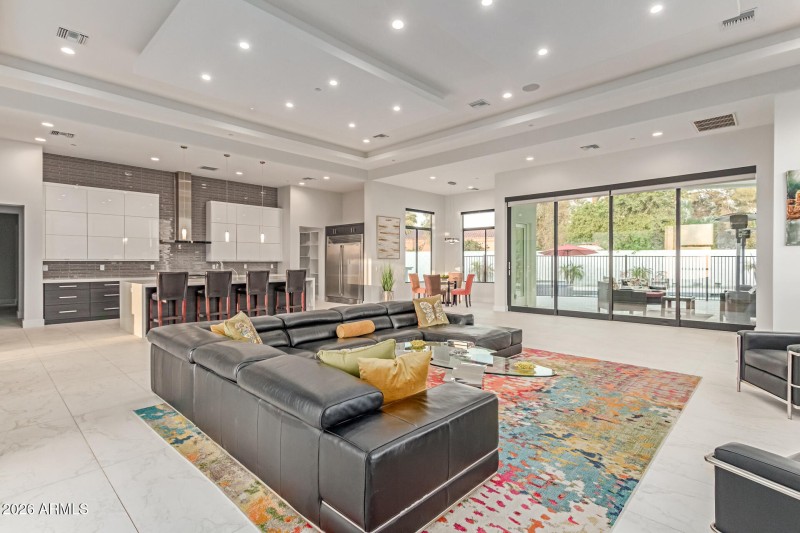 23 - Camelback Manor